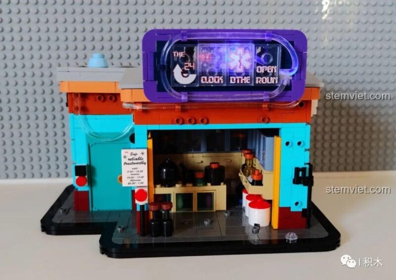 Nội thất cửa hàng thuốc của bộ lắp ghép BrickCool KS004 Cửa hàng thuốc góc phố Cyberpunk, Cửa hàng thuốc góc phố Cyberpunk BrickCool.