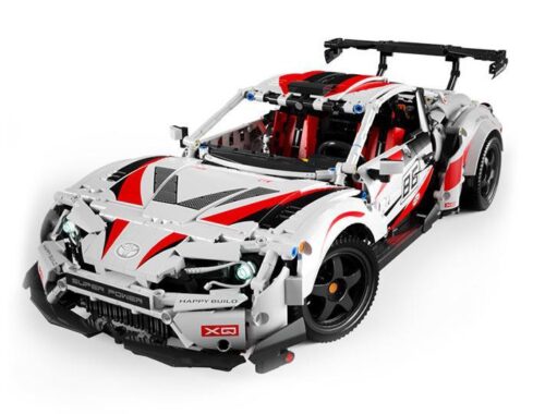 Mô hình siêu xe Toyota GT86 Happy Build YC-23002 màu trắng đỏ, góc nhìn chính diện, đồ chơi lắp ráp cho bé trai 8 tuổi.