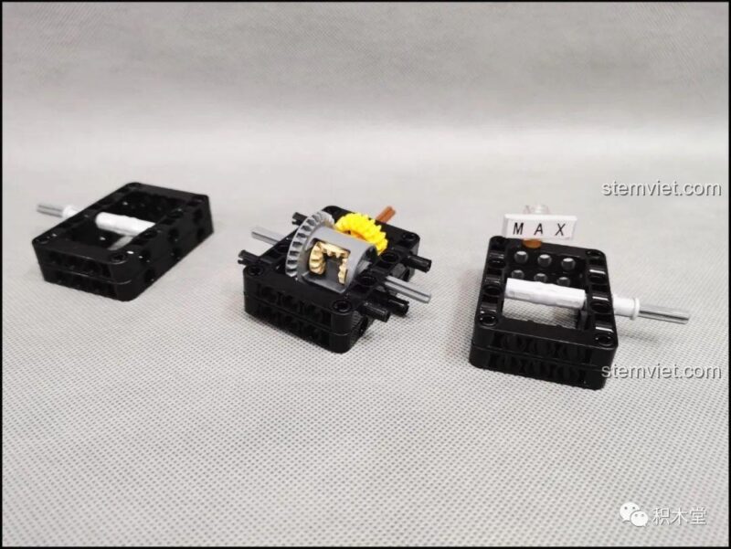 Khoang động cơ trống của bộ lắp ráp Ford Mustang Hoonicorn V2 YC-QC005 HAPPY BUILD, dành cho việc lắp đặt động cơ