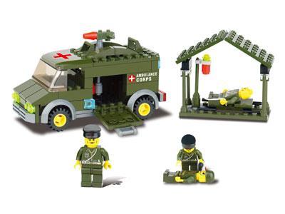 Bộ lắp ghép Xe cứu thương quân sự KAZI 6032 cho bé trai 5 tuổi. Đồ chơi mô hình giá rẻ gồm xe cứu thương và trạm quân y dã chiến.