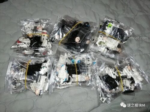 Ảnh thực tế các túi polybag chứa minifigure Koruit KT1048 Republic Commando, đồ chơi lắp ráp tương thích LEGO®.