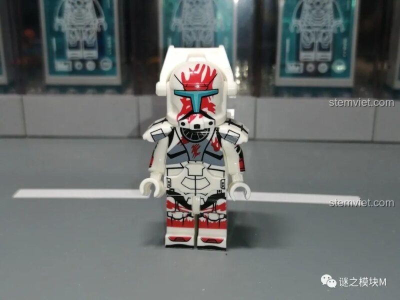 Cận cảnh minifigure Sev (XP-380) không cầm vũ khí, từ bộ đồ chơi mô hình KT1049.