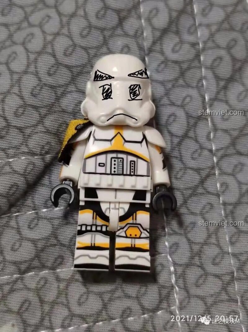 Ba lô của minifigure Boba Fett trong KORUIT XP342.