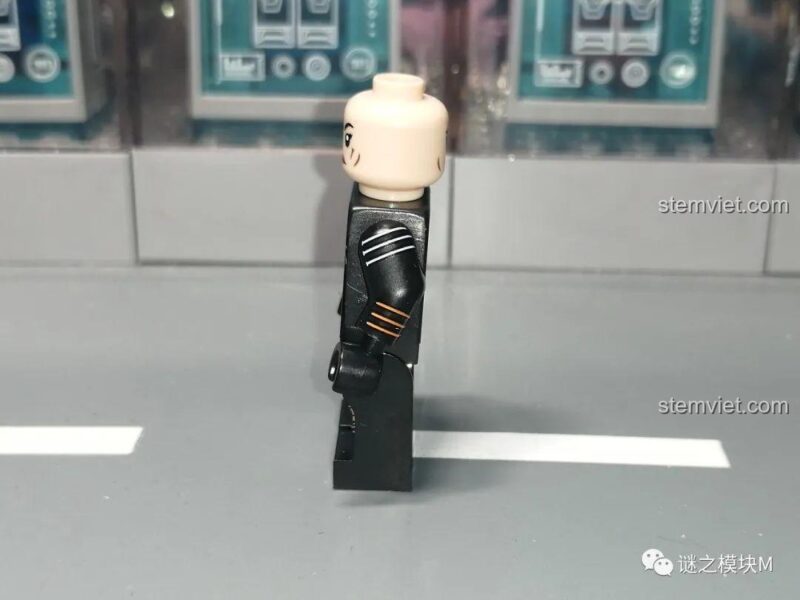 Minifigure Hologram Darth Vader độc đáo từ bộ đồ chơi KORUIT XP-342.