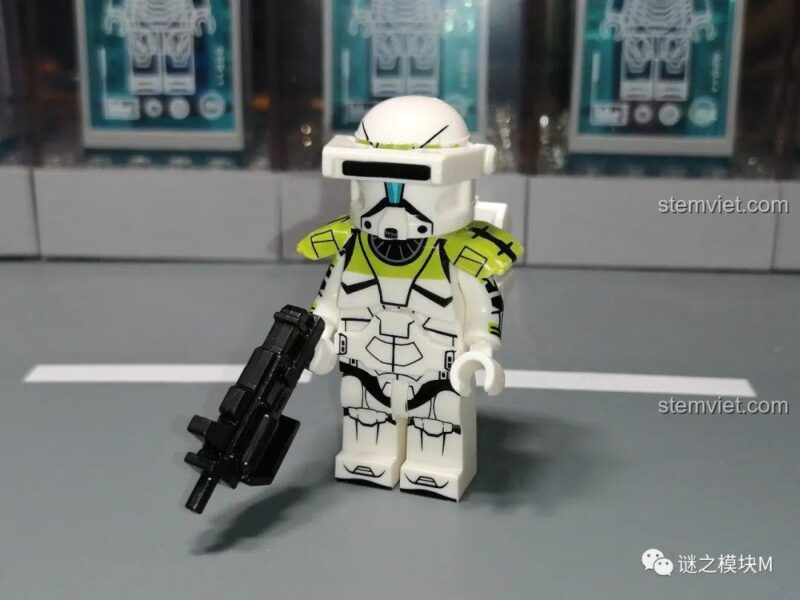 Ảnh review chi tiết minifigure Koruit XP-373 Lính Commando Xanh Lá, bộ đồ chơi Lính nhân bản Commando.