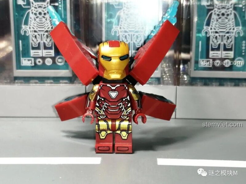 Minifigure Iron Man MK85 với phụ kiện cánh, từ bộ lắp ghép LW Building Blocks 2038 Xe Tải Iron Man Di Động