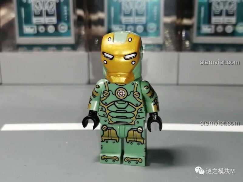 Minifigure Iron Man Submersible Armor màu xanh lá từ bộ lắp ghép LW Building Blocks 2038 Xe Tải Iron Man Di Động