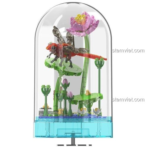 đồ chơi mô hình Mould King 10106 Hộp nhạc Chuồn Chuồn có lồng kính trưng bày.