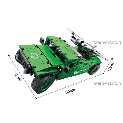 Hình ảnh thể hiện kích thước chi tiết của đồ chơi điều khiển từ xa 8013, với chiều dài 30cm và chiều rộng, cao 12cm.