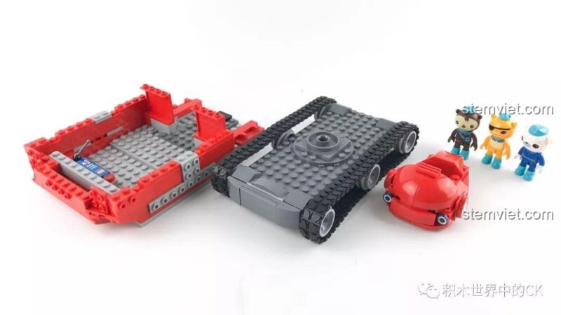 Dây xích bằng cao su mềm dẻo của Tàu GUP-X, một chi tiết chất lượng từ bộ lắp ráp Qman 3707.