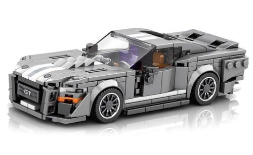 Mô hình xe cơ bắp Ford Mustang Shelby GT500 Reobrix 682 màu xám nhìn từ phía trước, một bộ lắp ráp giá rẻ cho con trai 14 tuổi.