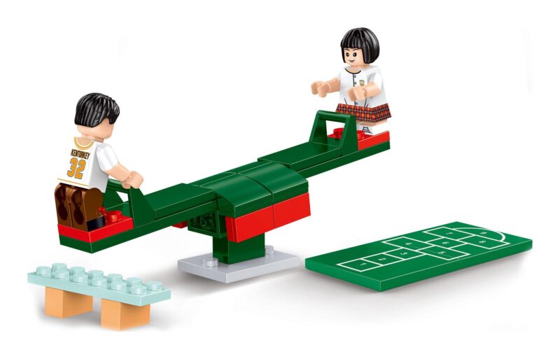 Bộ đồ chơi Bập Bênh Royal Toys RT60 54 chi tiết, mô hình sân chơi thu nhỏ cho bé trai và bé gái 6 tuổi, mang lại niềm vui tuổi thơ, chất lượng tốt.