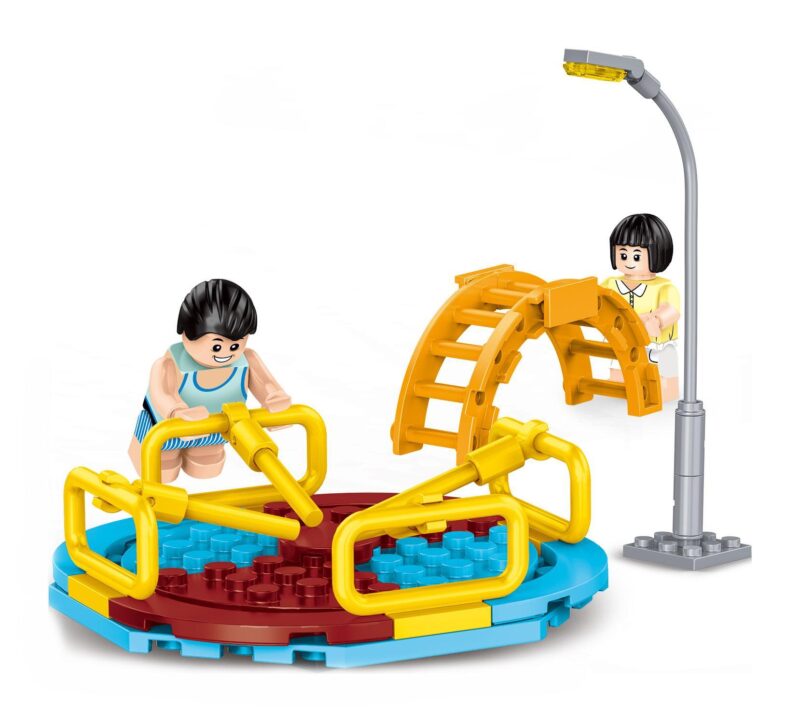 Bộ lắp ghép Royal Toys RT61 Vòng Xoay Sân Chơi Thập Niên 80 với 2 minifigure bé trai và bé gái đang chơi trên vòng xoay và cầu trượt, phù hợp cho bé 6-12 tuổi, giá tốt.