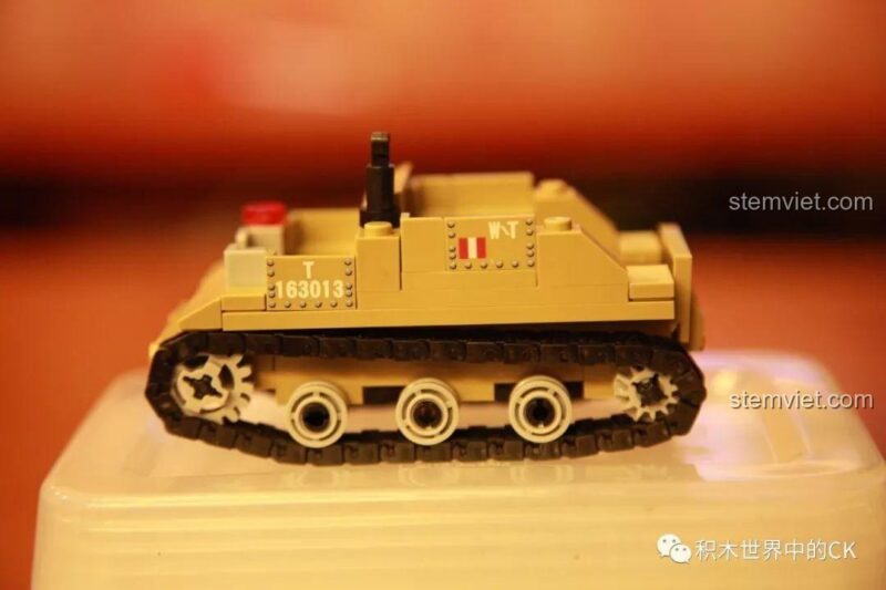 Minifigure lính Anh trong bộ đồ chơi SEMBO 12668 Chiến Trường Tiền Tuyến, chi tiết cao, cho bé trai.