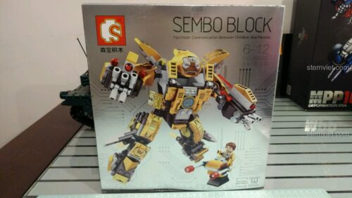 Mặt sau hộp bộ xếp hình Robot Người Sắt MK24 60003 của Sembo Block, hiển thị minifigure Tony Stark và các chi tiết.