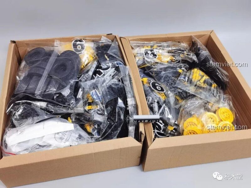 Hình ảnh hộp sản phẩm Tycole T4005 Xe Trộn Bê Tông với thông số kích thước rõ ràng (55.6 x 19.3 x 26.7 cm), giúp người mua hình dung kích thước mô hình T4005 Xe trộn bê tông