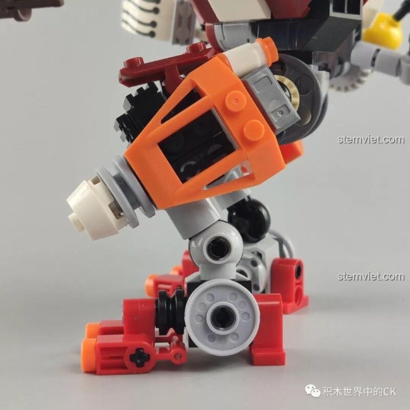 Thiết kế chân của mô hình Robot Chiến Đấu Kẻ Cướp Bóc Winner 5100, vững chãi và chi tiết.