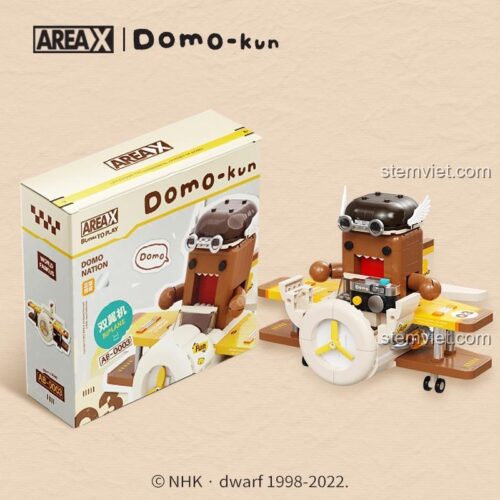 Hình ảnh hộp sản phẩm đồ chơi mô hình AREA-X AB-003 và mô hình Domo-kun lái máy bay đã lắp ráp hoàn chỉnh bên cạnh, phù hợp cho bé 6 tuổi.