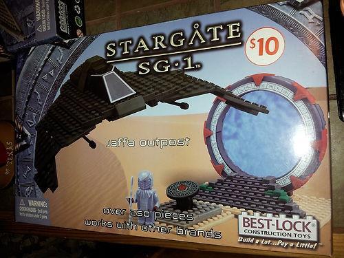 Hộp bộ lắp ghép Best-Lock 01105S Stargate SG-1 Tiền Đồn Jaffa, đồ chơi mô hình cổng không gian và tàu vũ trụ, phù hợp bé trai 8 tuổi, giá tốt.
