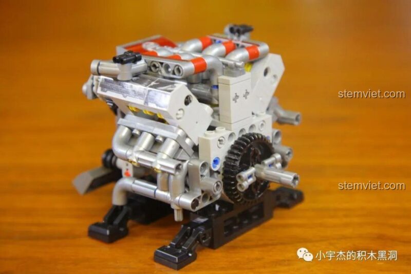 Ảnh đa diện mặt trước của mô hình động cơ Nissan GTR CaDA 8882, đồ chơi lắp ráp siêu xe GTR