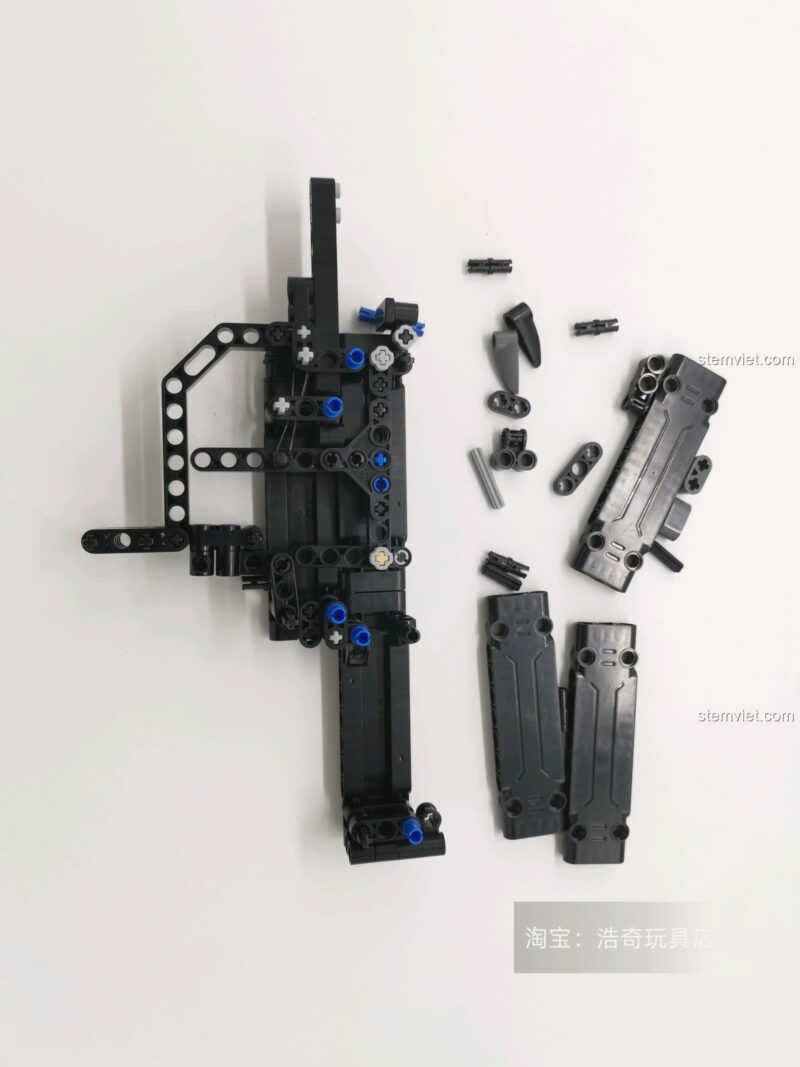 Các chi tiết kỹ thuật của mô hình súng UZI CaDA C81008, giúp bé hiểu nguyên lý hoạt động.