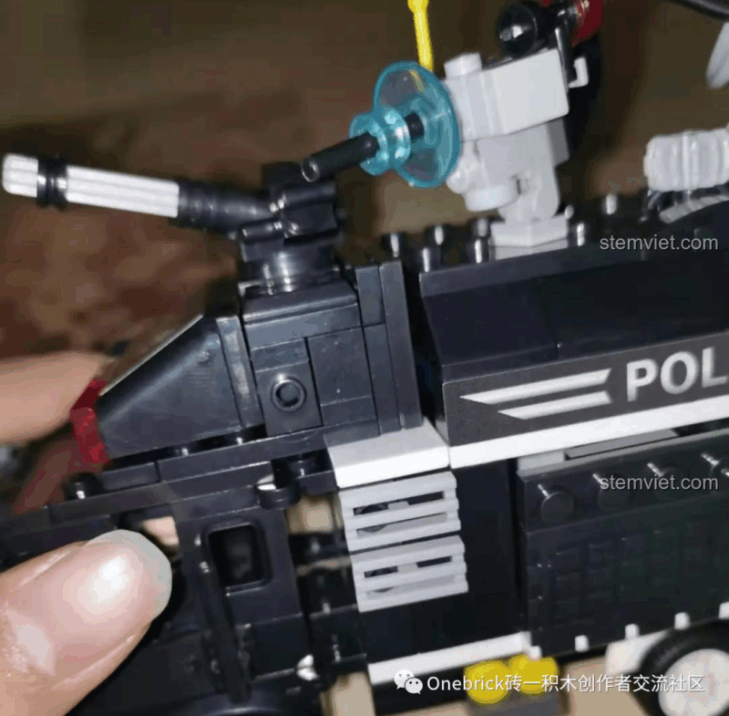 Cận cảnh minifigure đặc nhiệm trong bộ CAYI 1576.