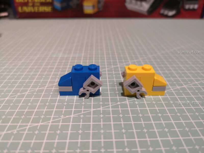 Hai chân của Voltron đã hoàn thành.