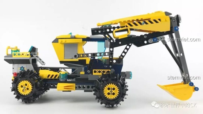 Mô hình hoàn chỉnh bộ đồ chơi lắp ráp Xe đào mỏ, ảnh chụp review người dùng