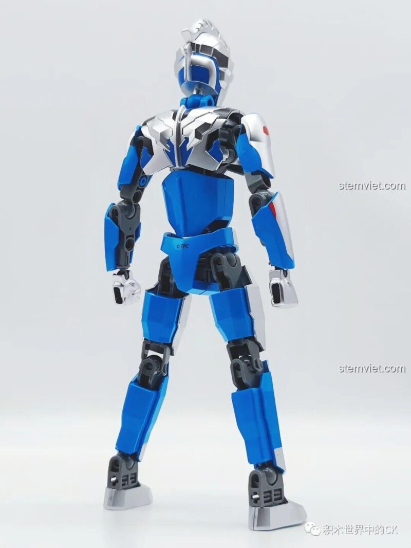 Bộ sưu tập hộp đồ chơi mô hình Ultraman của Enlighten, bao gồm các mã 75017, 75018, 75019, 75020, phù hợp cho bé trai 8 tuổi yêu thích siêu nhân.