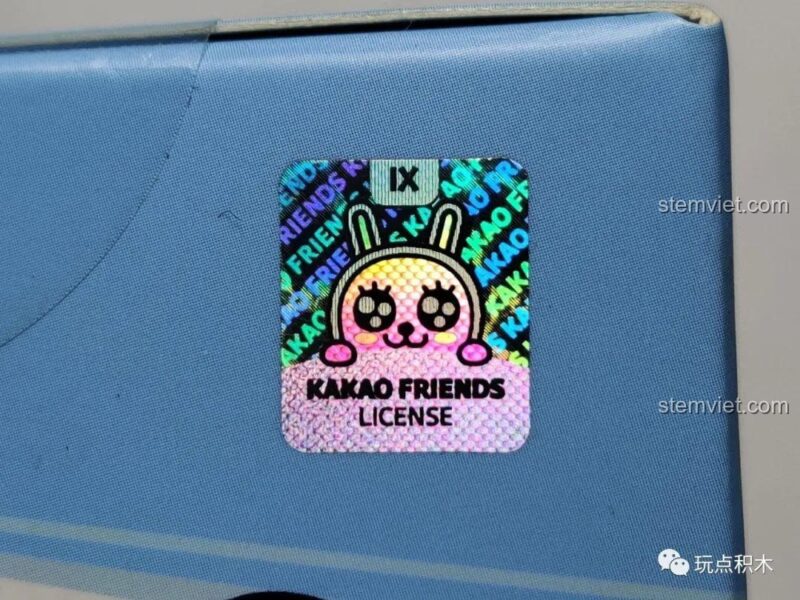 Tem hologram chống giả Kakao Friends License trên hộp GUDI 52001.