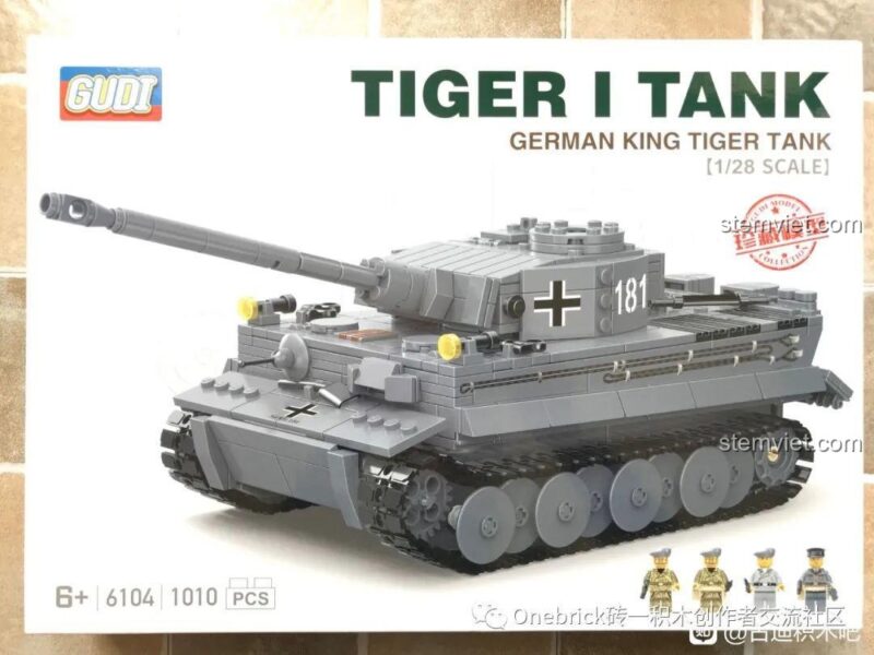 Ảnh chụp thực tế hộp đồ chơi lắp ghép Hổ thép Tiger I GUDI 6104, vỏ hộp cứng cáp, hình ảnh sắc nét, cho thấy chất lượng cao cấp của sản phẩm.