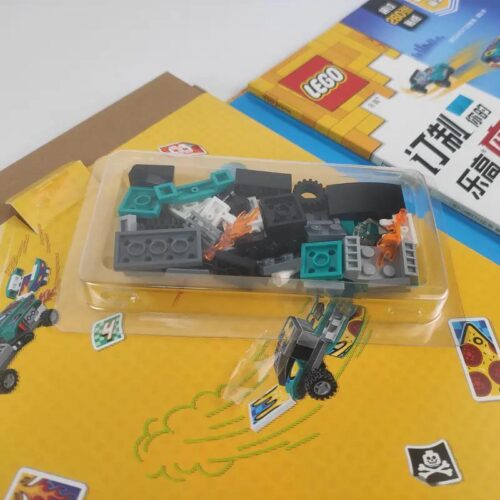 Sách hướng dẫn lắp ráp xe tự chế Guokai Tongmei ISBN9787304107680 kèm bộ đồ chơi lắp ghép xe đua tốc độ, kích thích sáng tạo cho bé trai 6 tuổi giá tốt.