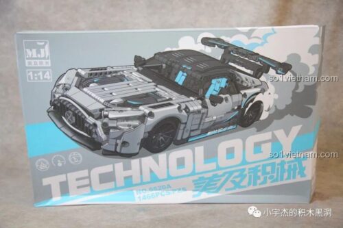 Các hộp sản phẩm thuộc dòng xe đua Technic của MJ Blocks, bao gồm cả mẫu Xe đua Mercedes-AMG GT R 8618.