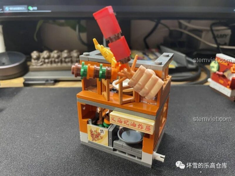 Quầy pha chế nước chanh JAKI JK2133 với máy ép và nguyên liệu, đồ chơi mô hình Phố ẩm thực Trung Hoa, bộ lắp ghép Cửa hàng mini, đồ chơi xây dựng Khu phố ẩm thực, đồ chơi giá tốt cho bé 8 tuổi