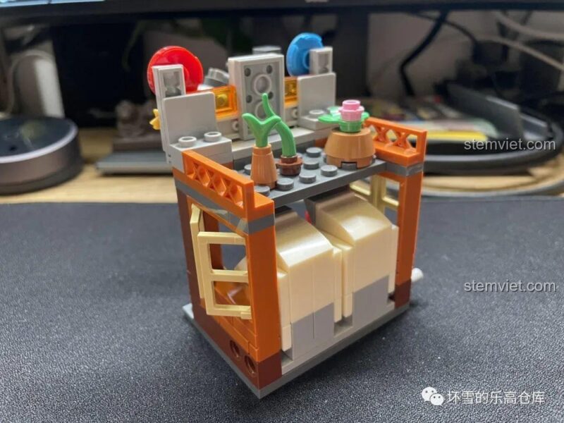 Sân thượng phòng game JAKI JK2133 với hàng rào hoa văn, đồ chơi mô hình Phố ẩm thực Trung Hoa, bộ lắp ghép Cửa hàng mini, đồ chơi xây dựng Khu phố ẩm thực, đồ chơi giá rẻ cho bé 8 tuổi