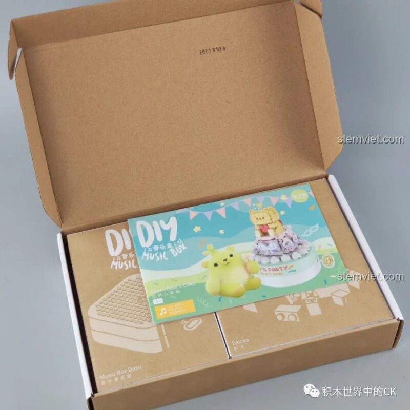 Bộ xếp hình JAKI JK6180 Hộp nhạc Bánh kem gấu Dooro Bear 369 mảnh ghép màu vàng hồng tím trắng xanh lá cho bé gái 8 tuổi giá tốt