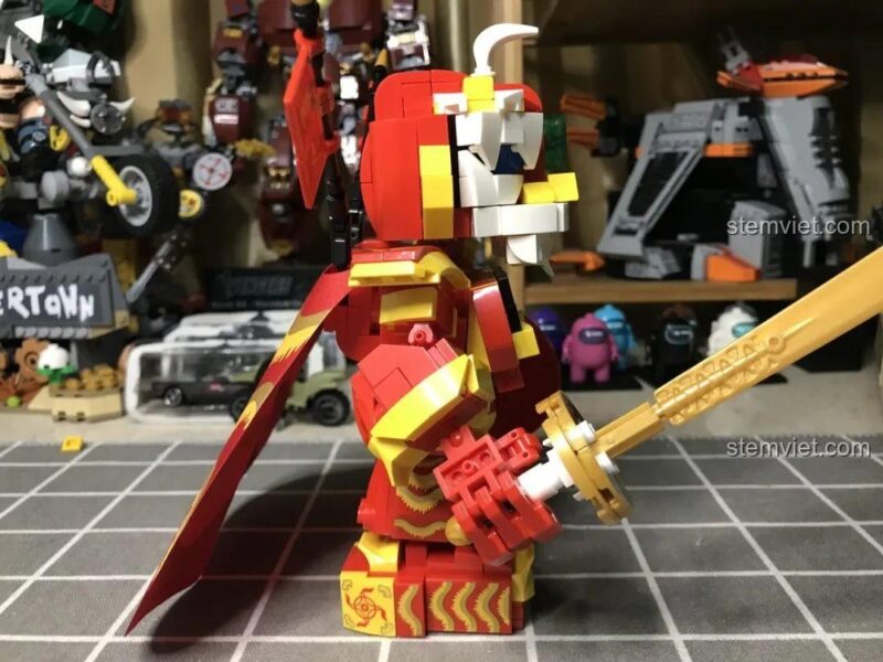 Mô hình Robot Múa Lân 5500 ở dạng Mech, nhìn từ phía trước, đồ chơi mô hình Mech Múa Lân, chi tiết in sẵn.