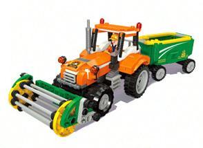 Hình ảnh hộp sản phẩm của bộ xếp hình Xe Máy Cày có rơ moóc JIESTAR 51006, thể hiện rõ số chi tiết và thiết kế tổng thể.