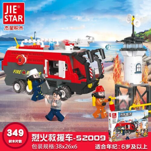 Bộ lắp ráp Xe Cứu Hỏa JIESTAR 52009 với 349 mảnh ghép, có đèn LED và vòi rồng phun nước, phù hợp cho bé trai 6 tuổi, giá tốt.