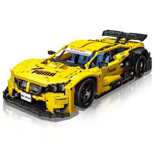 Ảnh chụp chính diện bộ lắp ghép Siêu xe BMW M4 DTM JIESTAR 92024 màu vàng đen cực ngầu, đồ chơi cho bé trai 8 tuổi giá rẻ.