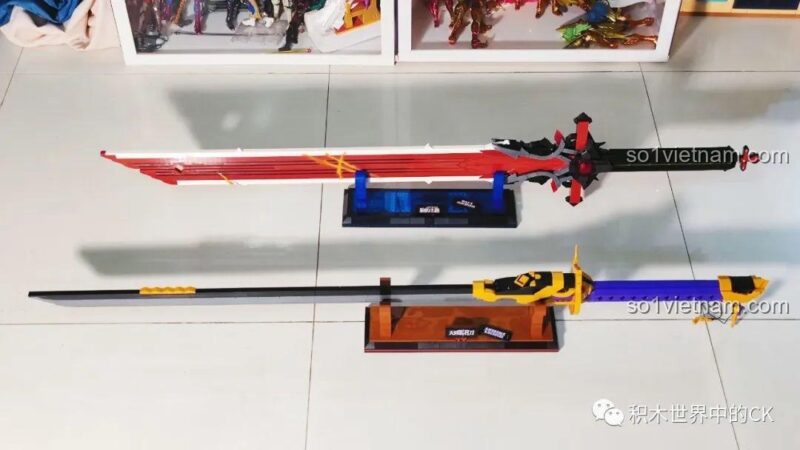 Cosplay nhân vật Genshin Impact với Mô hình Kiếm "Wolf's Gravestone"