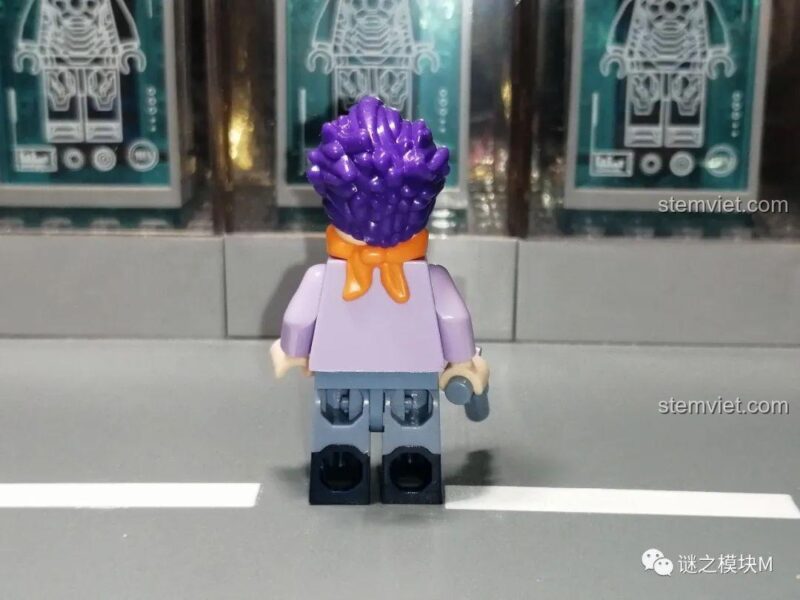 Minifigure Shelly Brawl Stars JiSi 1702 với súng và khăn rằn, đồ chơi lắp ghép