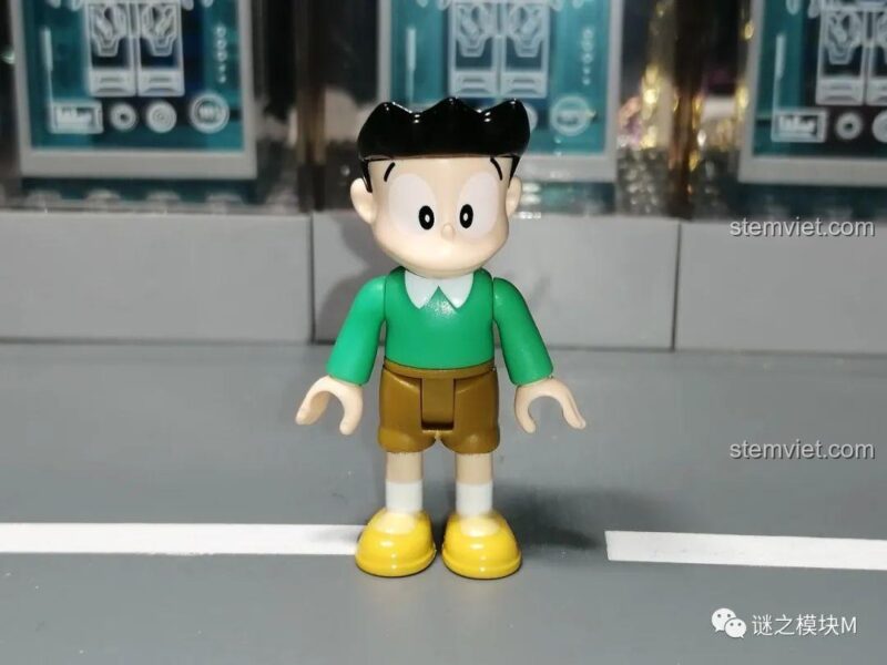 Minifigure Doraemon từ bộ đồ chơi mô hình Keeppley K20409, chi tiết sắc nét, màu xanh dương đặc trưng, phù hợp bé 6 tuổi.