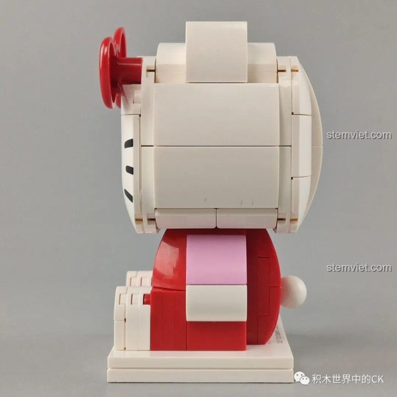 Ảnh review cận cảnh khuôn mặt đáng yêu của mô hình Keeppley K20804 Pompom Purin.