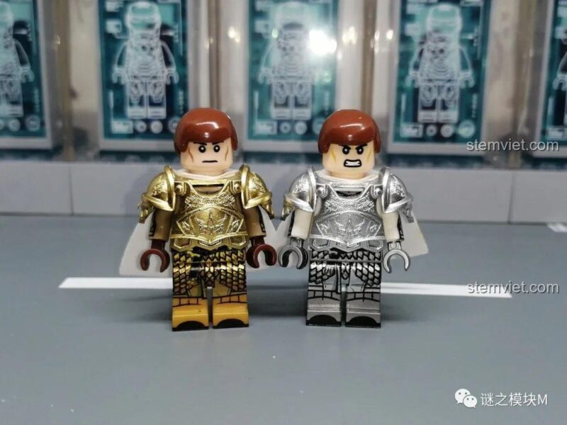 So sánh hai phiên bản giáp vàng và bạc của minifigure Vệ Vương Koruit.