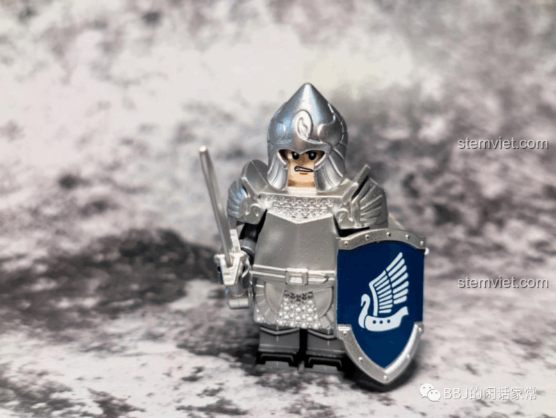 Minifigure Kiếm sĩ XP-392 KORUIT KT1051, Chiến binh Chúa Tể Của Những Chiếc Nhẫn 1051, trang bị kiếm và khiên.