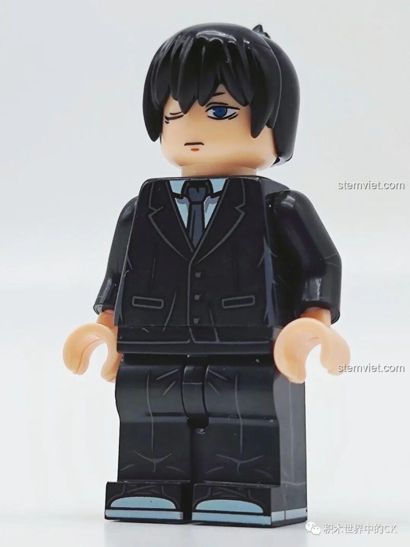 Mặt sau của minifigure Reze XP-512.
