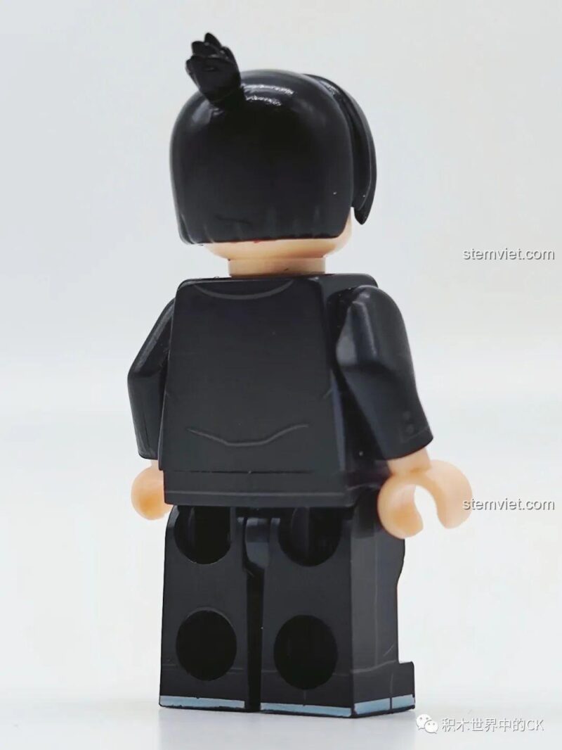 Minifigure Reze XP-512 với phụ kiện.