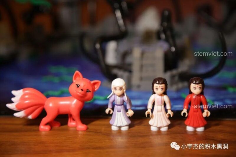 Mô hình Xà Trận Leier LE-J923 hoàn chỉnh với các nhân vật, tái hiện cảnh phim.