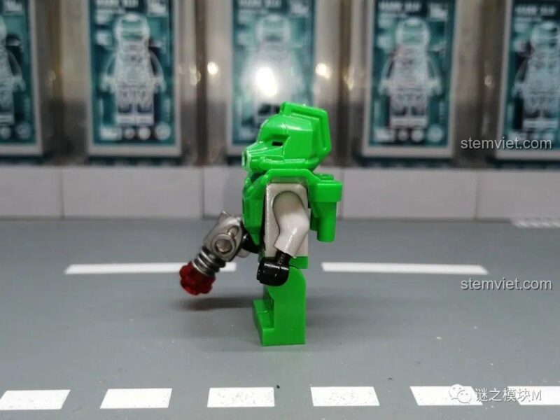 Bộ đồ chơi Minifigure Đội Quân Ngân Hà LELE 70700, đội xanh lá, chất lượng vượt trội, phù hợp bé trai 7 tuổi, đáng tiền.